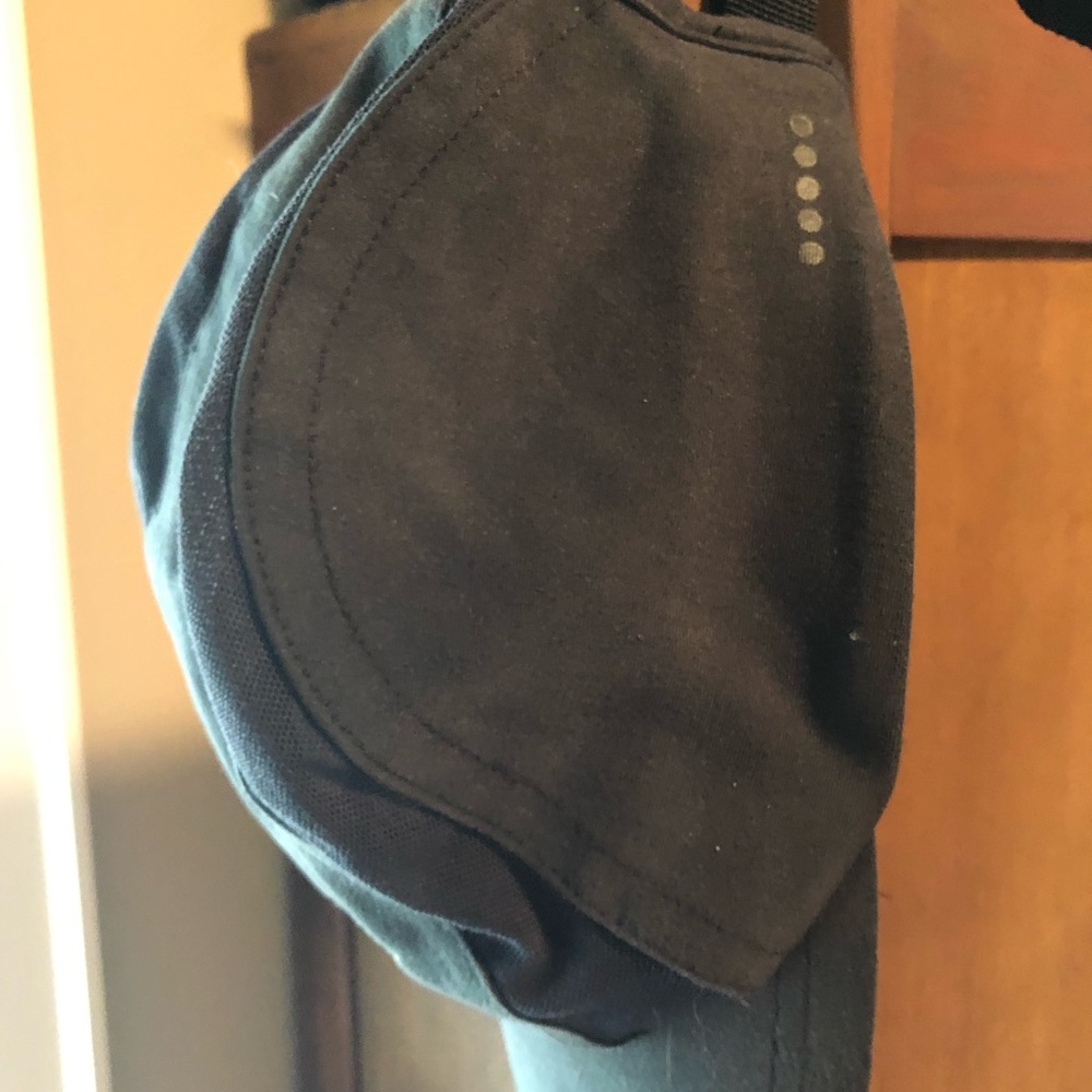 Nike running hat - Picture 3 of 3